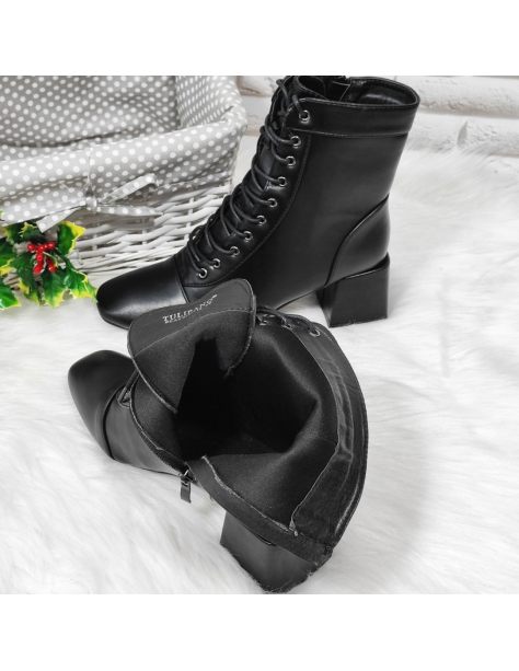 Botki damskie wiązane