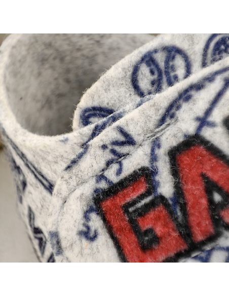 Kapcie dziecięce filcowe