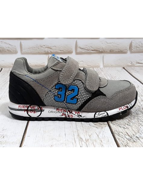 Dziecięce obuwie sportowe American Club