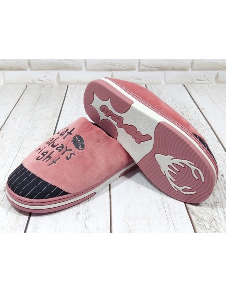 Kapcie damskie z napisami